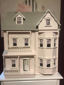 casa de muñecas zoey