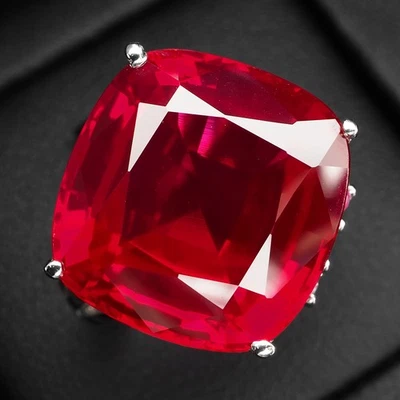 Glamorosos anillos hechos a mano de plata de ley 925 de 22,50 quilates con cojín de espinela roja viva Foto 1 de 4