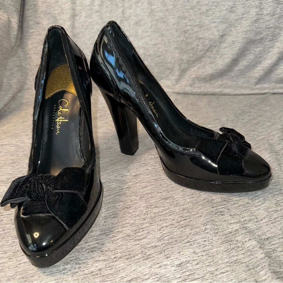 COLE HAAN  black patent heels with velvet bows, Size 6.5, EUC - Image 1 of 4