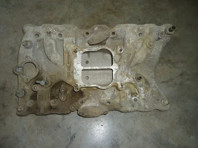 COLECTOR DE ADMISIÓN DE ALUMINIO OLDSMOBILE V8 350 EDELBROCK PERFORMER 3711 *USADO* Foto 1 de 4