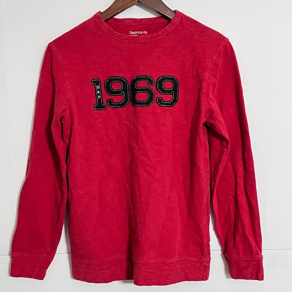 Gap Kids 1969 Boys Sweater Size 2XL 14-16 Red Embossed Big Logo Long Sleeve - Image 1 of 4