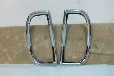 PAR DE LLANTAS DE LÁMPARA TRASERA TOYOTA トヨタ TOYOPET CORONA DELUXE RT80 STATION WAGON Foto 1 de 2