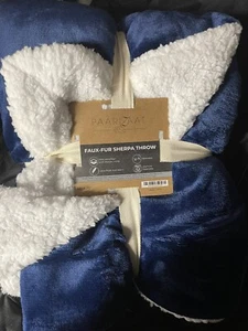 Paarizaat Faux Fur Sherpa Throw Blanket 50”x70” NWT Navy Blue/White - Picture 1 of 2