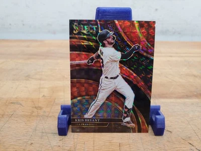 2022 Panini Prizm Select Moon Shots #MS19 Kris Bryant Giants Holo ONE of ONE 1/1 - Image 1 of 4