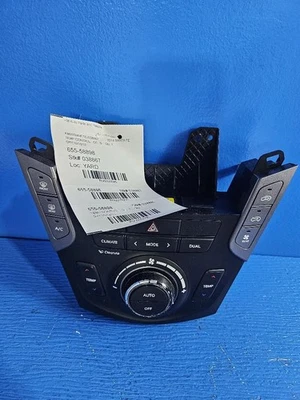 Temperature Control LWB Front With Navigation Fits 13-16 SANTA FE 5095 - Image 1 of 4