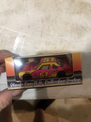 Modelo diecast escala 1:64 del Chevrolet Lumina #51 Country Time Foto 1 de 2