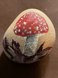 Hand Painted Rock Stone Painting Mushroom Miniature Collectible Artwork Art - Picture 1 of 2