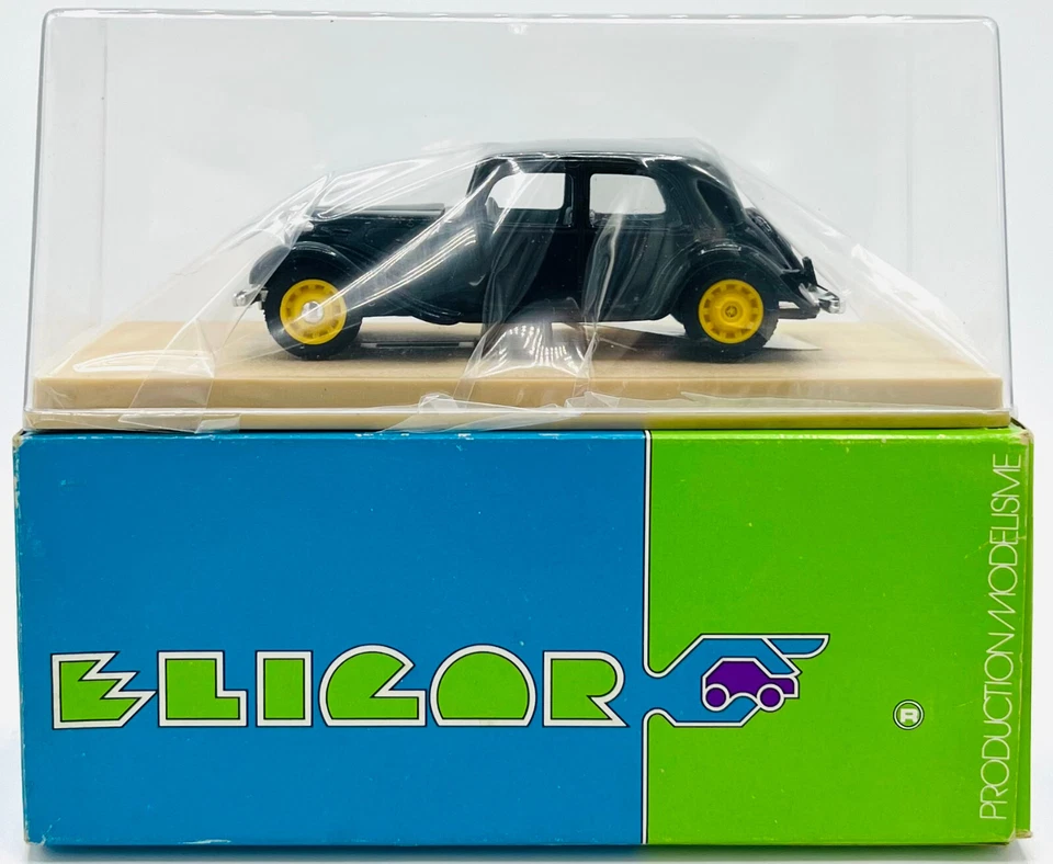 EBOND Citroen Traction AV Berline - 1938 - Cod.1031B - Eligor - 1:43 - 0427 - Immagine 1 di 1