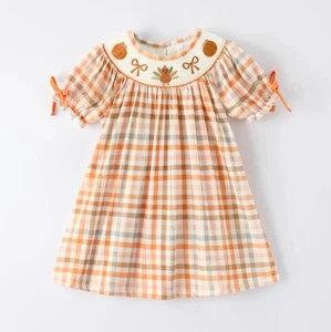 NEU Boutique Thanksgiving Türkei Mädchen gesmoktes besticktes Kleid - Bild 1 von 9