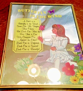 Vintage MCM Dekor 8 x 10 Zoll verspiegelter Schmetterling im Wind kleines Mädchen & Gedicht - Bild 1 von 10