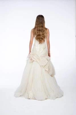 Vestido de novia talla 8 Foto 1 de 4