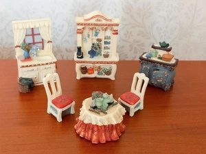Avon Doll House Miniature Mini Furniture Lot 6 Piece Kitchen Set - Picture 1 of 11