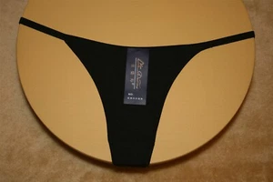 Sexy Midnight Black Thong Too Cute For Words - No Size / Free Size - Bild 1 von 2