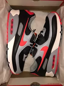 Size 10.5 - Nike Air Max 90 Radiant Red - Picture 1 of 2