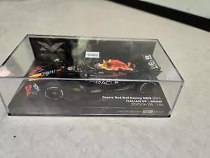 Verstappen 1:43 RB19 GP Monza 2023 Winner Donkerblauw Italian Limited Edition - Picture 1 of 8