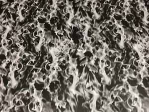 Lámina de impresión de transferencia de agua fuego llamas negro - 100 cm de ancho - Imagen 1 de 3