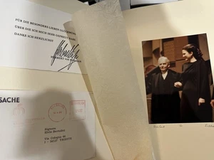 foto con autografo direttore orchestra teatro HERBERT VON KARAJAN Lella Cuberli - Imagen 1 de 3