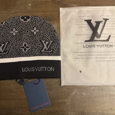 Louis Vuitton beanie Grey W Black - Image 1 of 2