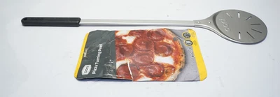 READ! New Ooni Pizza Turning Peel – Pizza Turner Ships FREE - Image 1 of 4