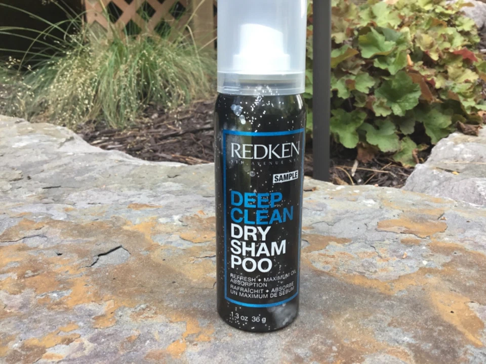 Redken Deep Clean Dry Shampoo 1.3oz Fast Free Shipping - Image 1 of 1