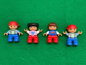 Lote de 4 figuras Lego Duplo niños y niñas - Imagen 1 de 9