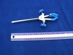 Adjust-able clamp with 3 fingers - Picture 1 of 1