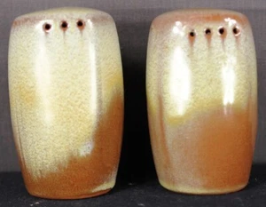 Frankoma Desert Gold Salt & Pepper Shakers Brown & Cream Stoneware Set Vintage - Picture 1 of 6