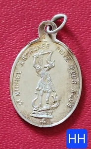 Superbe Médaille 20x13,5 mm Argent XIX è - Archange St Michel - Mont St Michel - Picture 1 of 2
