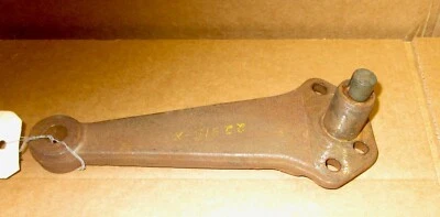 Brazo de nudillo de dirección Mopar 2225957 algunos 1961-1968 Dodge Truck W100.200 Nuevo de Lote Antiguo Foto 1 de 3