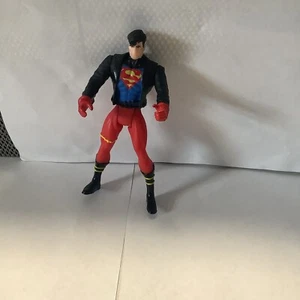 1995 DC Comics Superman Man of Steel Superboy Action Figure, 4.5" Hasbro - Picture 1 of 2