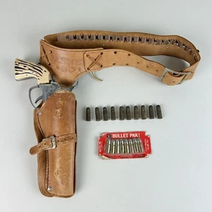 Vintage Mattel Fanner 50 Cap Gun, 18 Bullets, Holster Belt - Sealed Bullet 8 Pak - Picture 1 of 24
