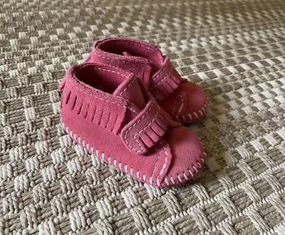 new MINNETONKA 1121 Pink Suede Front Strap Baby Booties Moccasins - 1 Infant - Image 1 of 4