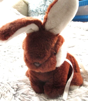 🐇 Plüsch 🥕 Oster Hase 🐇 Kaninchen 🥕 von heunec  🐇  sitz. 26 cm m. Ohren  🥕 - Bild 1 von 4