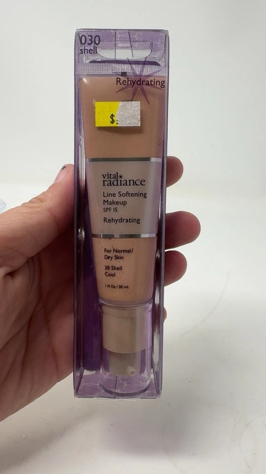 Revlon Vital Radiance Line Softening Makeup Rehydrating #030 Shell NEW IN BOX - Image 1 of 3