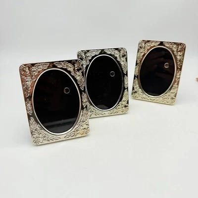 Juego de 3 álbumes de fotos de terciopelo negro y tono plata en relieve Foto 1 de 4