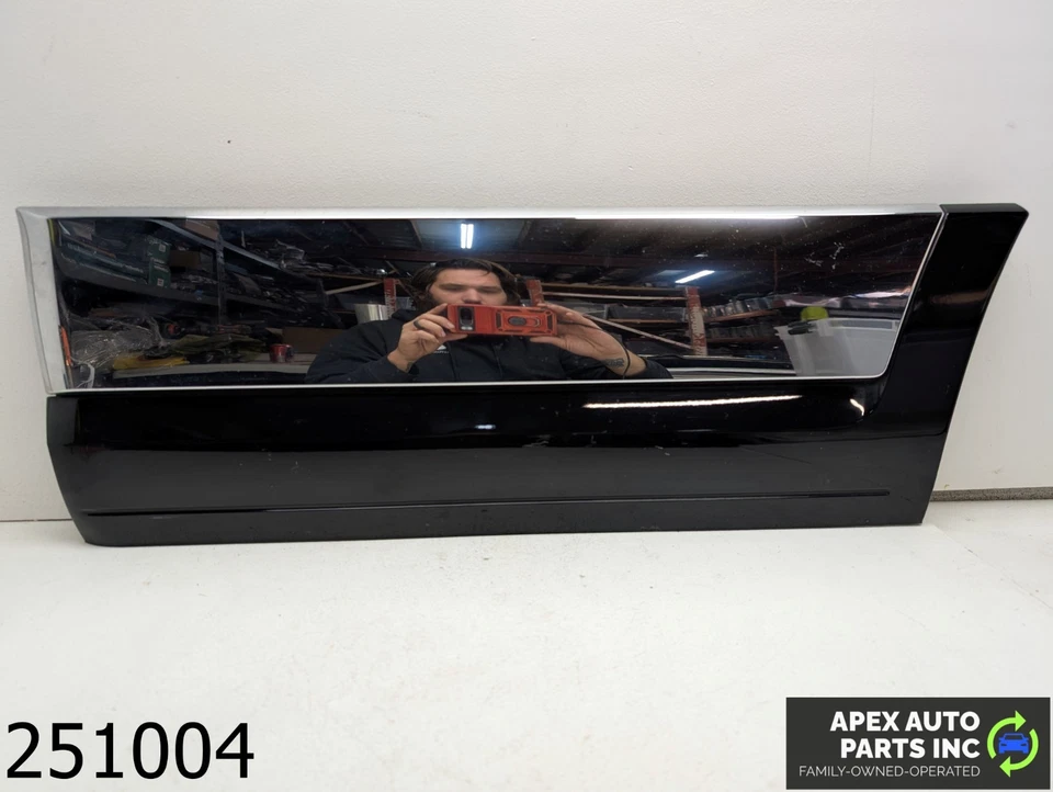 OEM 2007-2014 Lincoln Navigator Left Driver Rear Door Trim Molding Cladding Foto 1 de 4