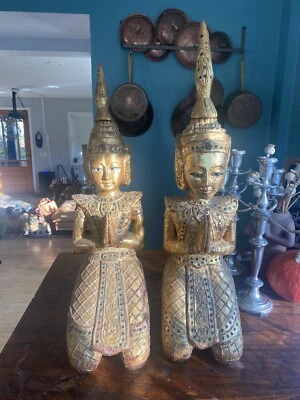¡Increíbles dos estatuas de Buda de madera talladas antiguas de color dorado! Foto 1 de 4