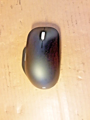 Microsoft Bluetooth Wireless Ergonomic Mouse Model 1955 FAULTY LEFT CLICK BUTTON - Image 1 of 4