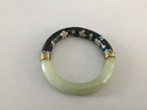 VINTAGE CHINESE EXPORT 11 mm JADE & CLOISONNE BANGLE BRACELET - Picture 1 of 10