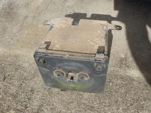 OEM 99-04 Yamaha YFM250XL YFM250 250 Bear Tracker 2x4 Rear Storage Box & Lid - Picture 1 of 1