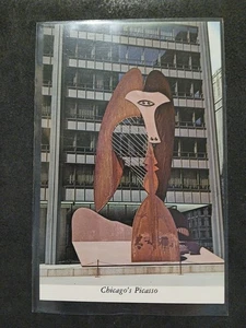 Chicago's Picasso Civic Center Plaza ILL Vintage Postcard - Picture 1 of 2