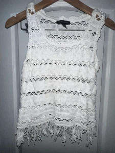 Top INC International Concepts para mujer pequeño de ganchillo blanco con borlas sin mangas - Imagen 1 de 9