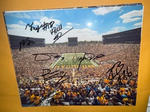 2025 Michigan Wolverines team signed FOOTBALL 8x10 photo - Picture 1 of 1