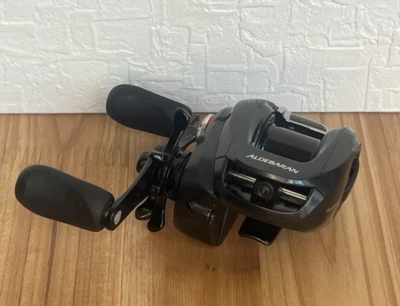 Shimano 12 Aldebaran BFS XG Right Baitcasting Reel from Japan Very Good - Image 1 of 4