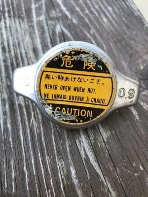 Honda CRX Si 1986 OEM tapa de radiador Nippon Denso (usado) ¡Envío gratuito el mismo día! Foto 1 de 4