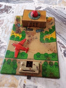 Aeroporto gioco airport USSR vintage in latta ULTRA RARE - Picture 1 of 7