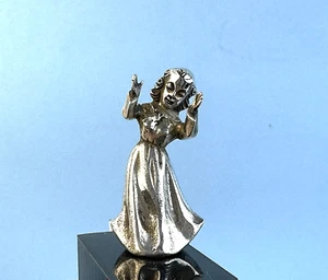 Vintage 925 Sterling Silver Singing Choir Girl Figurine 1.25 inches, 16.65 grams - Picture 1 of 6