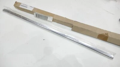 Acabador BMW para ventana lateral inferior trasera izquierda CROMO 51368194745 Foto 1 de 4