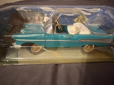 Gearbox 1997 Vintage 1957 Chevy Bel Air Convertible 1:18 Pedal Car New - Image 1 of 3