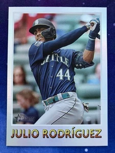 2024 Topps Heritage Baseball Sensations Platinum Foil #75BS-19 Julio Rodriguez - Bild 1 von 2